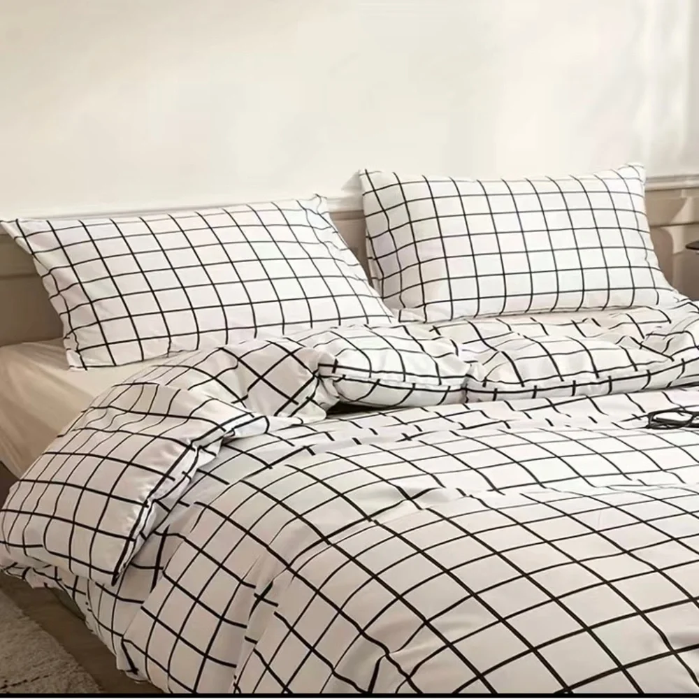 Urban Outfitters King Size Checker Plaid Print Duvet Cover & 2 Pillowcases NEW